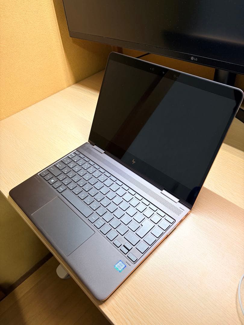 HP Spectre X360 ノートPC本体