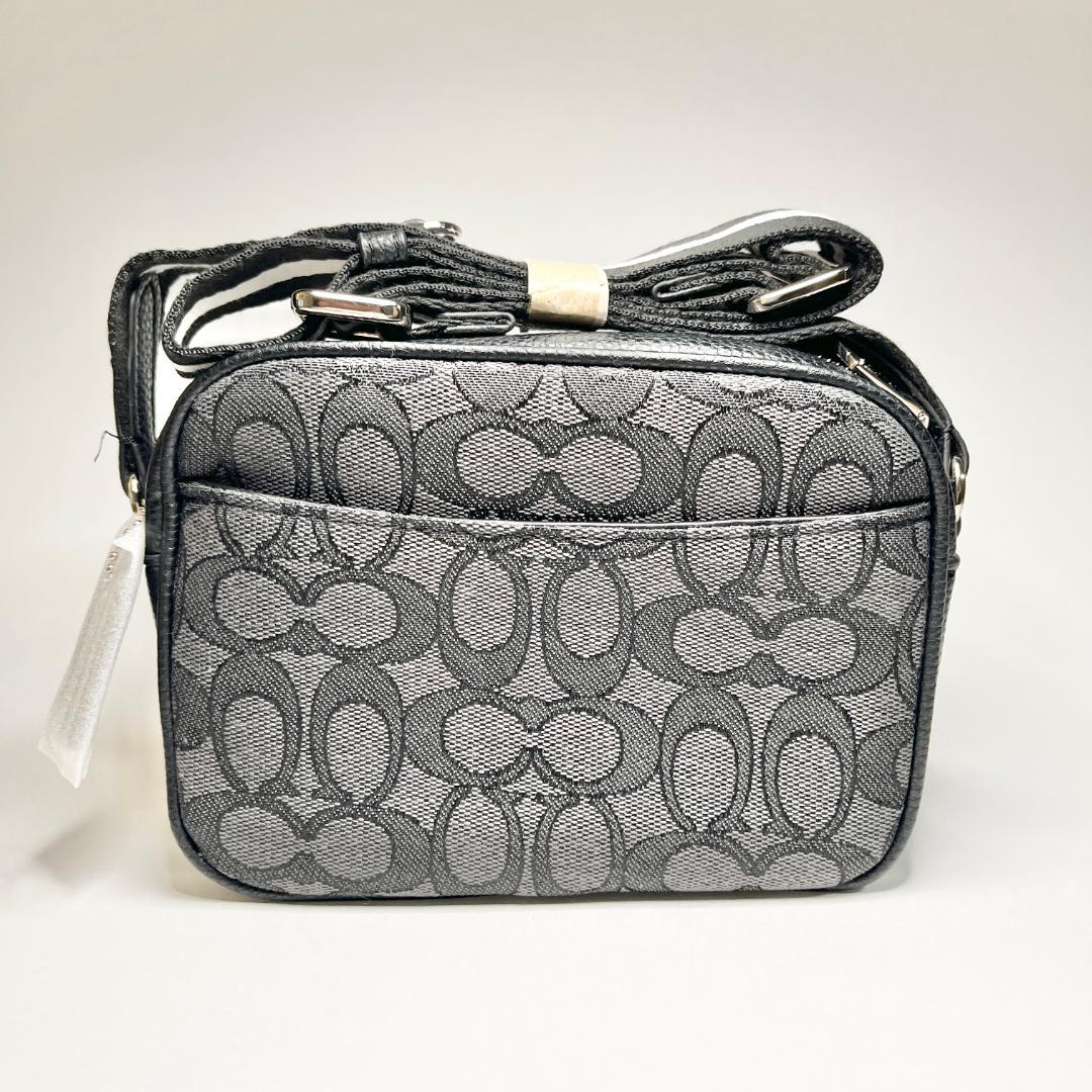 【新品未使用】COACH コーチ レディース ショルダーバッグ シグネチャー