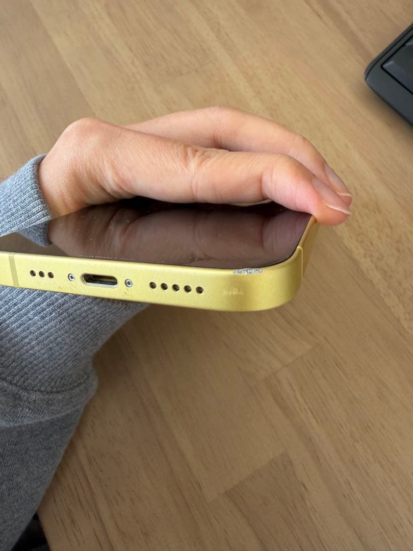 iPhone14 256GB イエロー