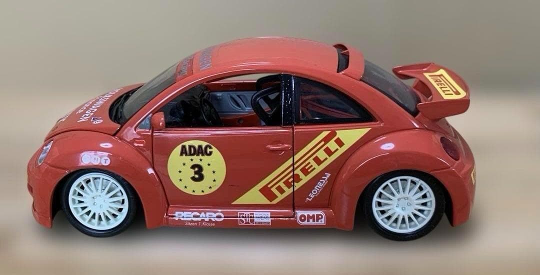 ミニカー　1/18　VW　ニュービートル　CUP　1999