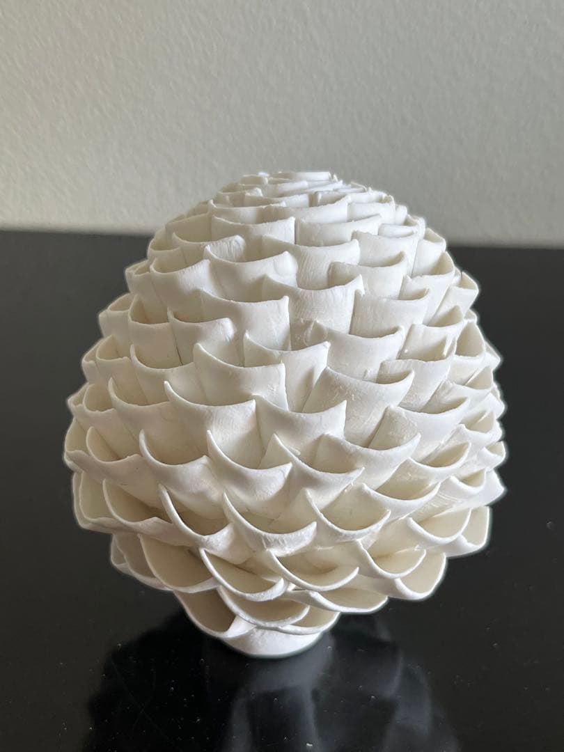 山元規子　オブジェ　陶ー卵殻ー　　（M）見立て　茶室飾　茶道　インテリア　アート