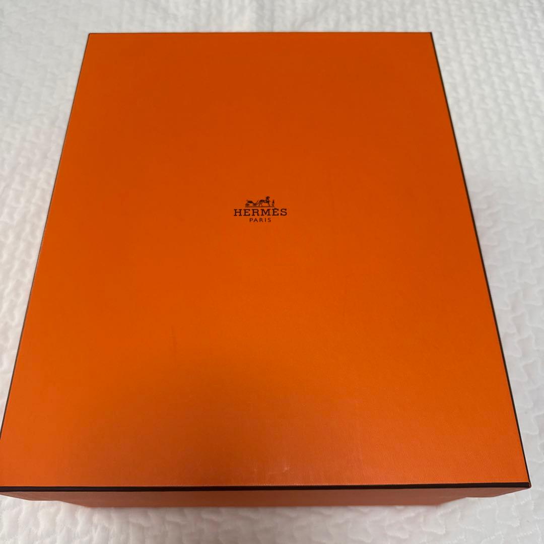 HERMES ギフトボックス オレンジ　エルメス　バーキン