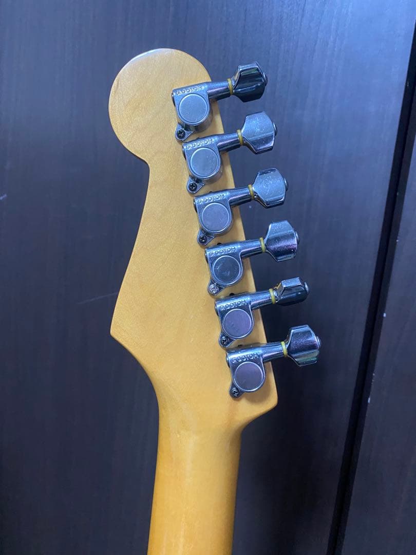 FENDER Japan STR-85 Jシリアル