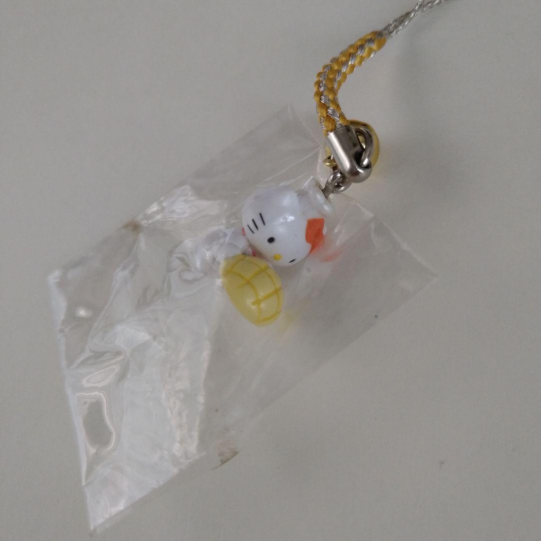 ハローキティ根付　メロンパン　ご当地キティ　サンリオ レトロ