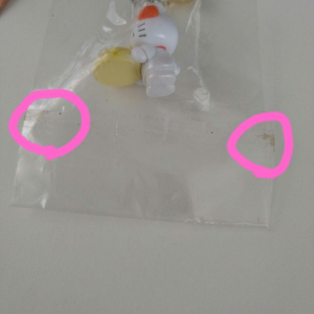 ハローキティ根付　メロンパン　ご当地キティ　サンリオ レトロ