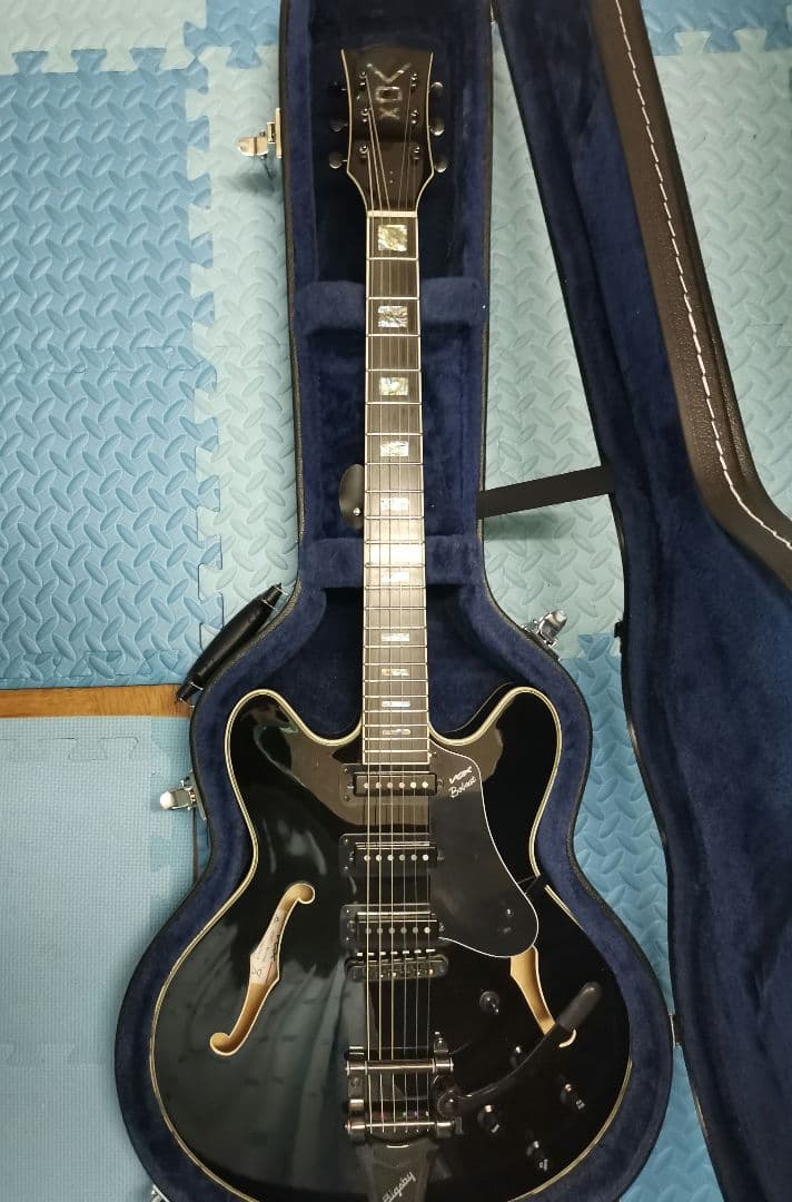VOX Bobcat S66 with Bigsby ジェット・ブラック