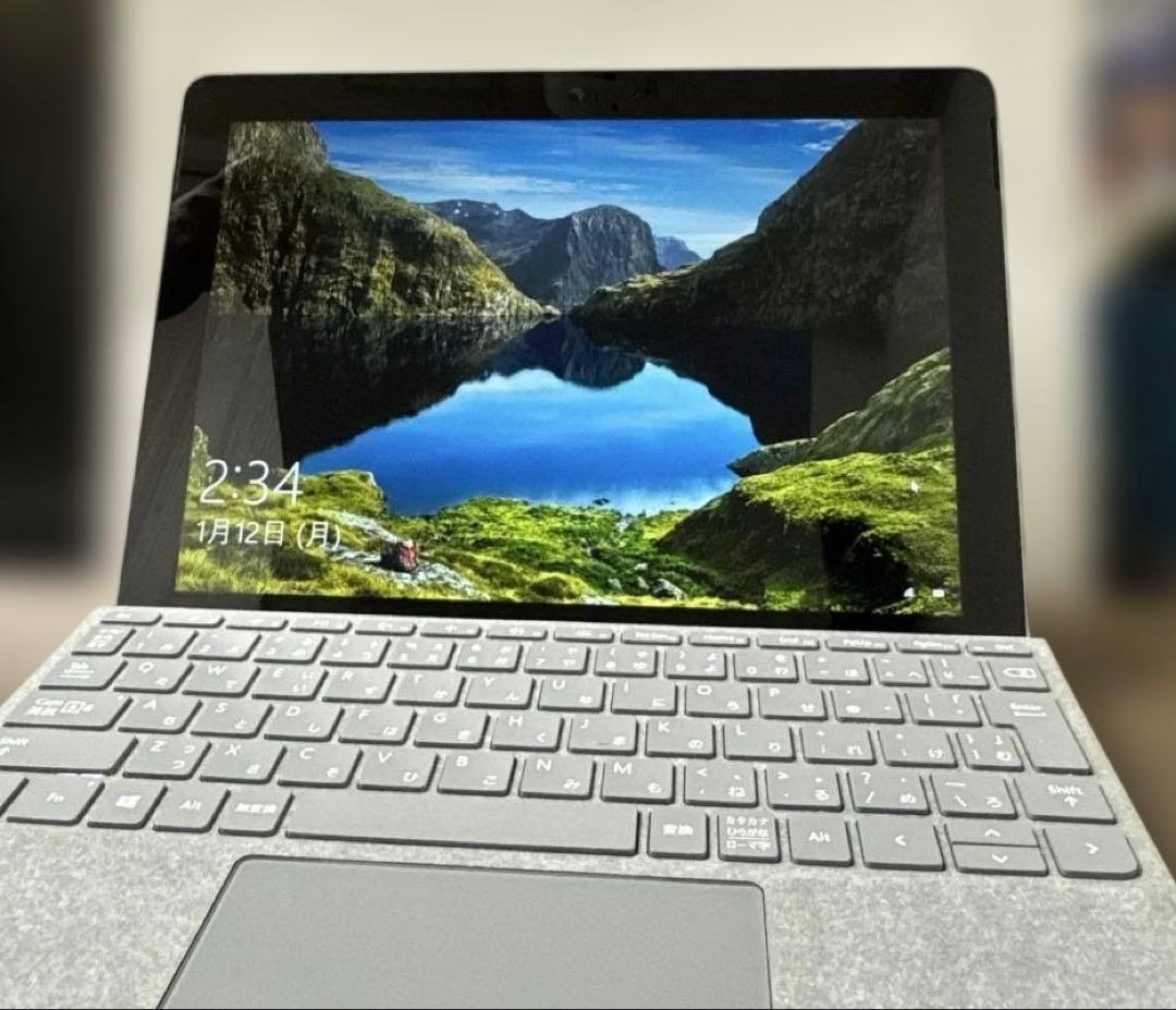 Surface Go (128GB/8GB) & タイプ カバー (プラチナ)
