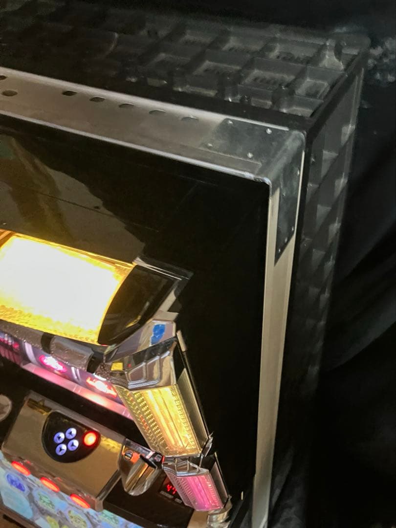 ロストプラネット2 パチスロ　実機　スロット　送料込み