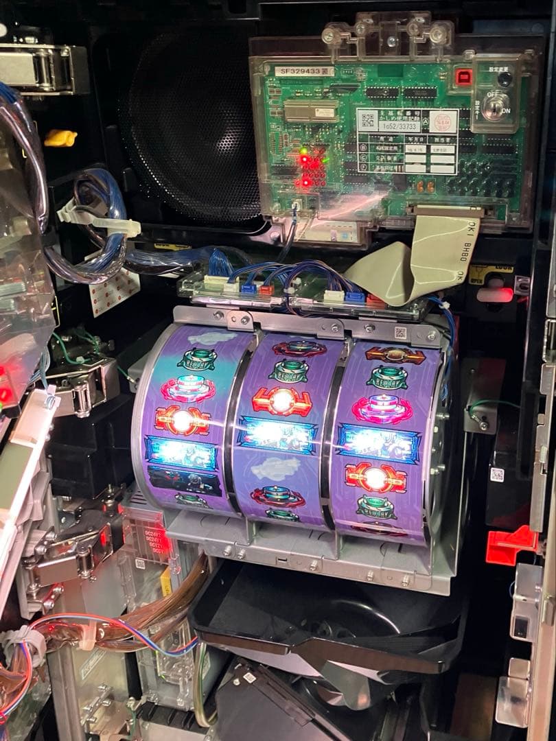 ロストプラネット2 パチスロ　実機　スロット　送料込み