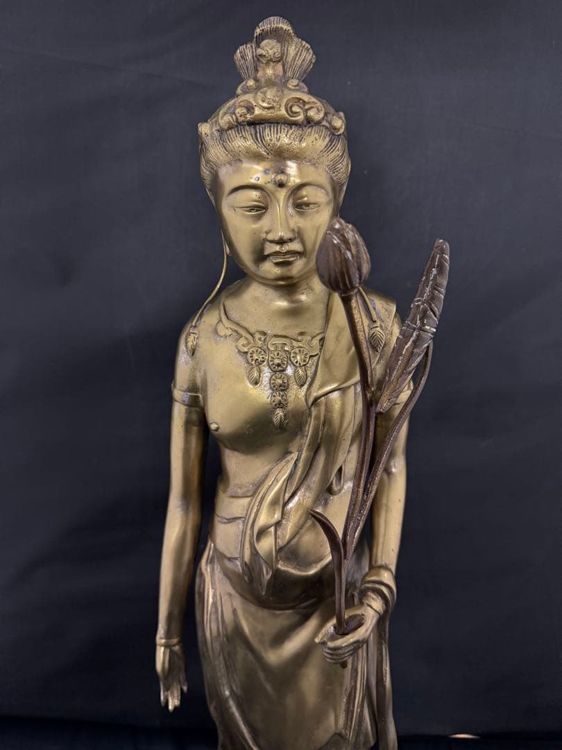 大型　観音 菩薩 銅製 仏像 彫刻 置物 開運 風水 骨董 古美術 アンティーク
