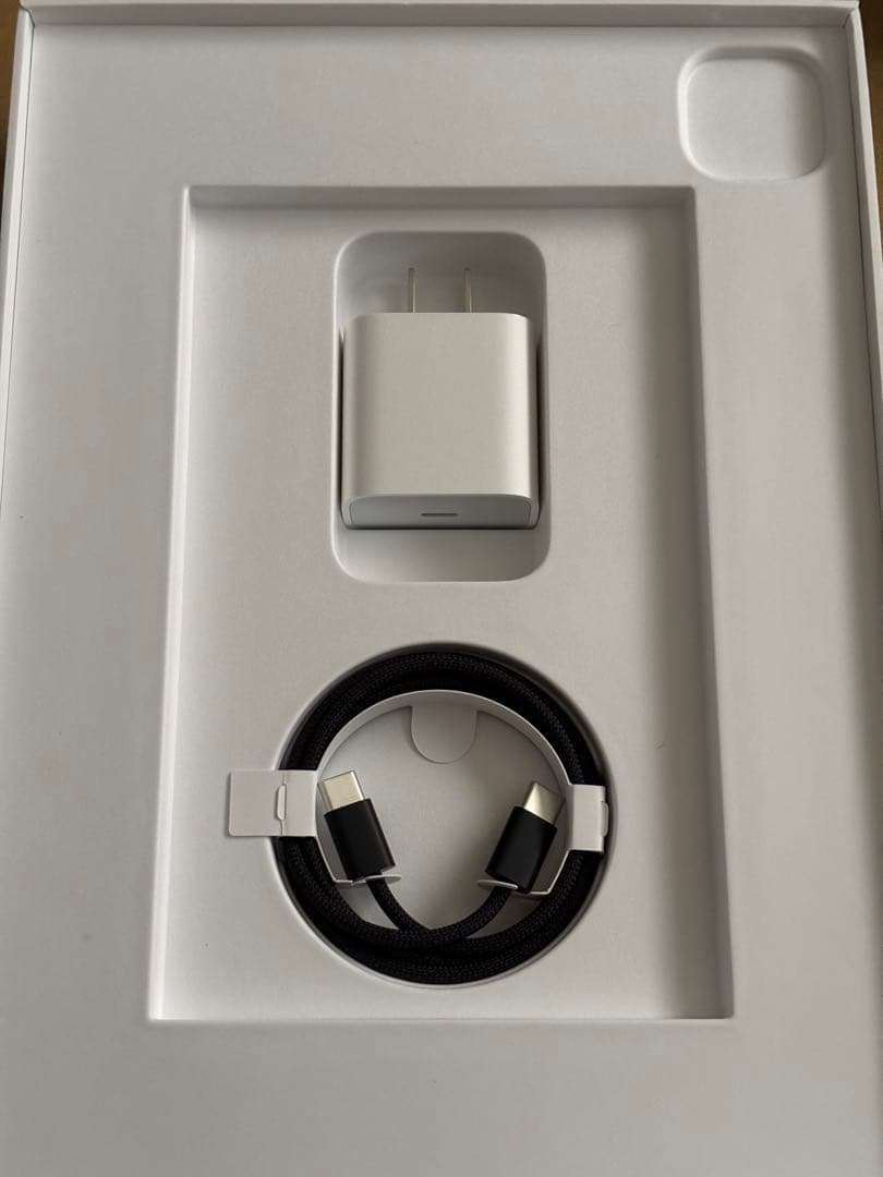 ア*ア様 Apple iPad Pro 11インチ (M4) 256GB Wi-