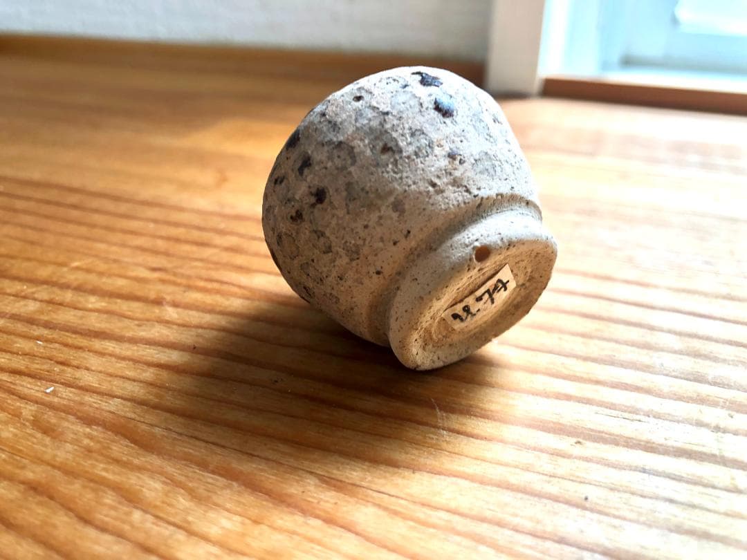 【タイ・骨董】宋胡録（スンコロク）白釉黒斑文 小壺（1301年~1600年）