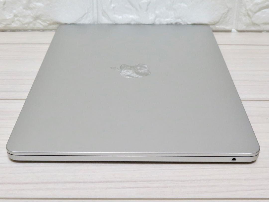 M2 MacBookAir メモリ16GB SSD2TB シルバー