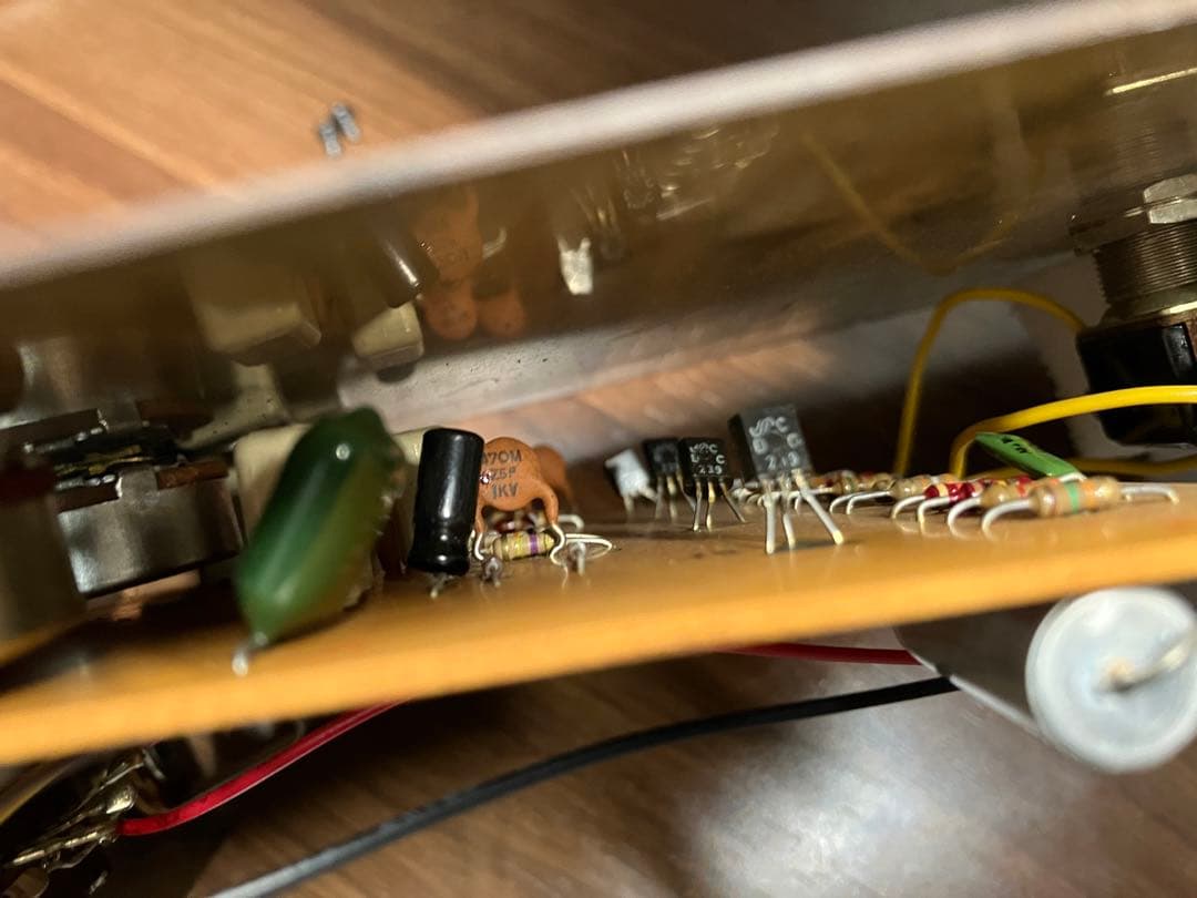 Electro-Harmonix BIG MUFF V3 ②