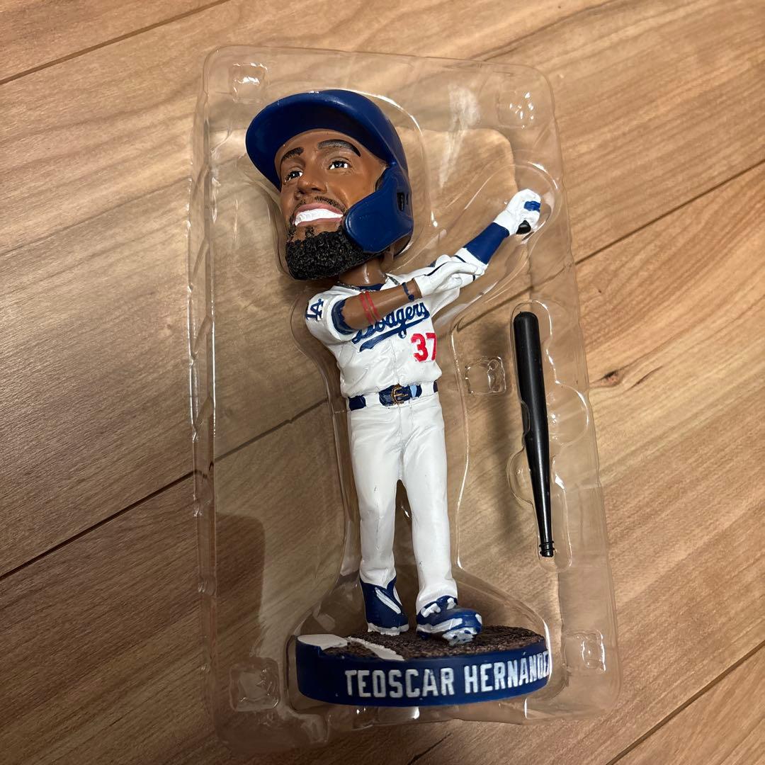 Dodgers テオスカー・ヘルナンデス 37 ボブルヘッド