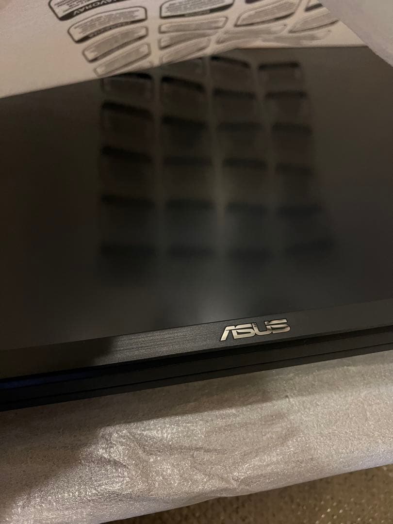 ASUS ProArt Display PA329CRV 本体
