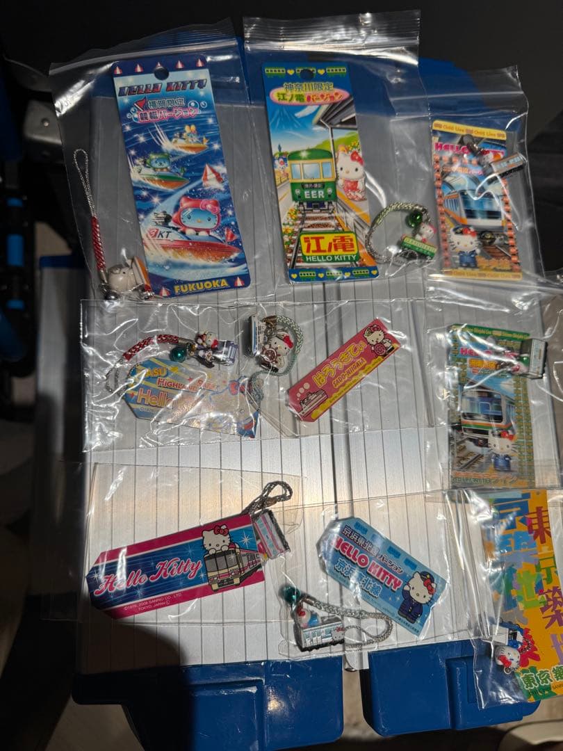 ハローキティ キーホルダー /根付　レア貴重品 ご当地/入手困難　廃盤　143個