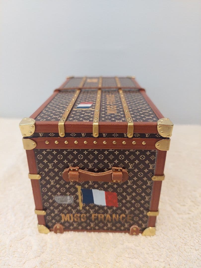 LOUISVUITTONノベルティミスフランスモノグラムトランクペーパーウェイト