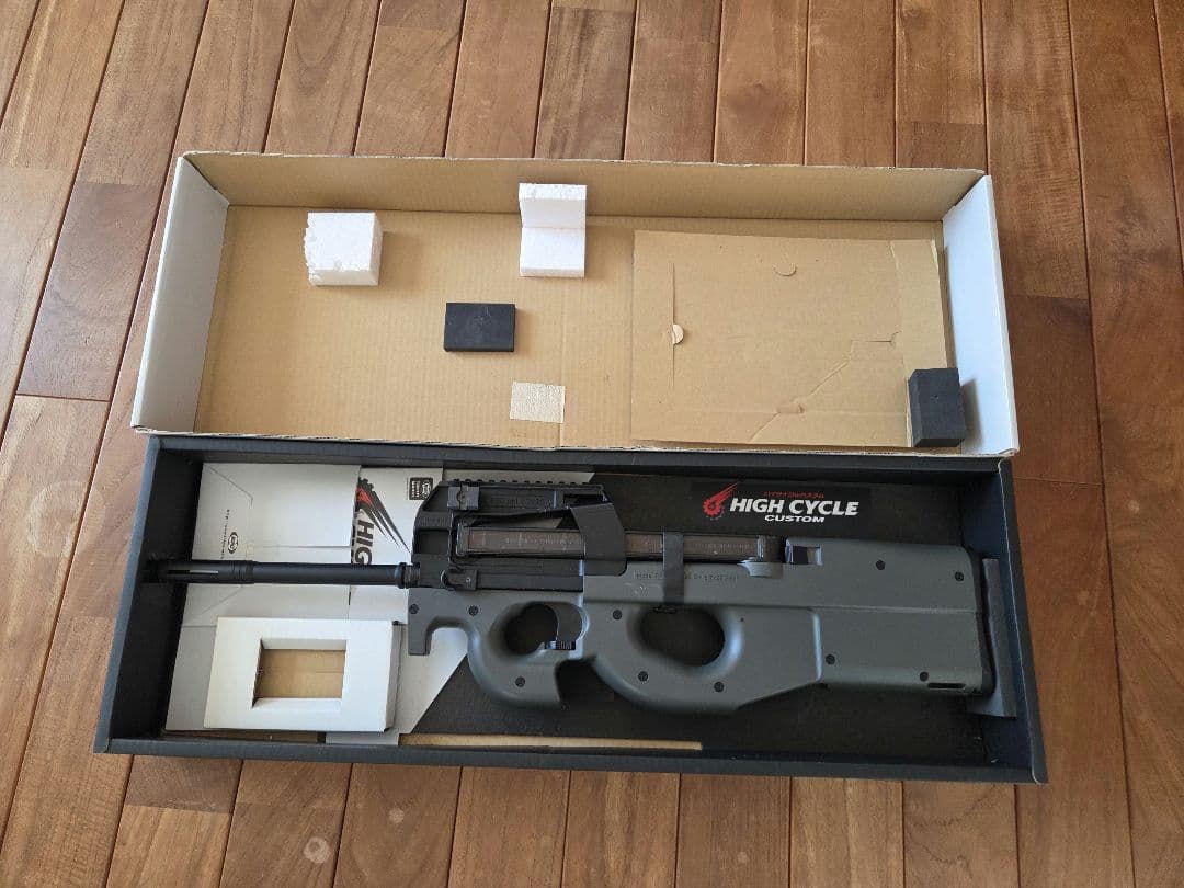 東京マルイ PS90 HC