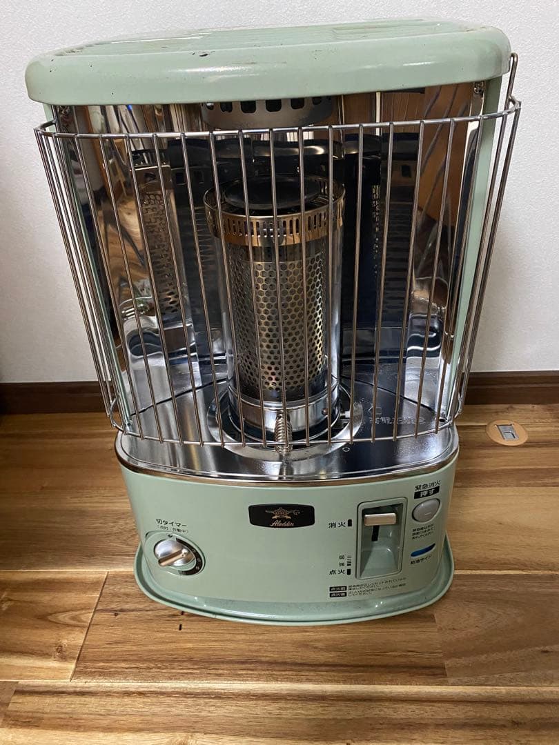 ジャンク品！2023年度制アラジン石油ストーブ