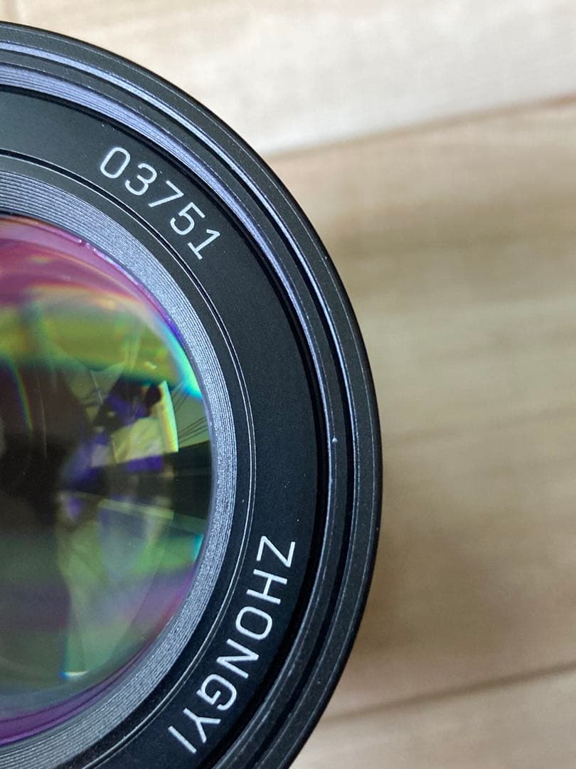 中一光学MITAKON speed master 65mm f1.4