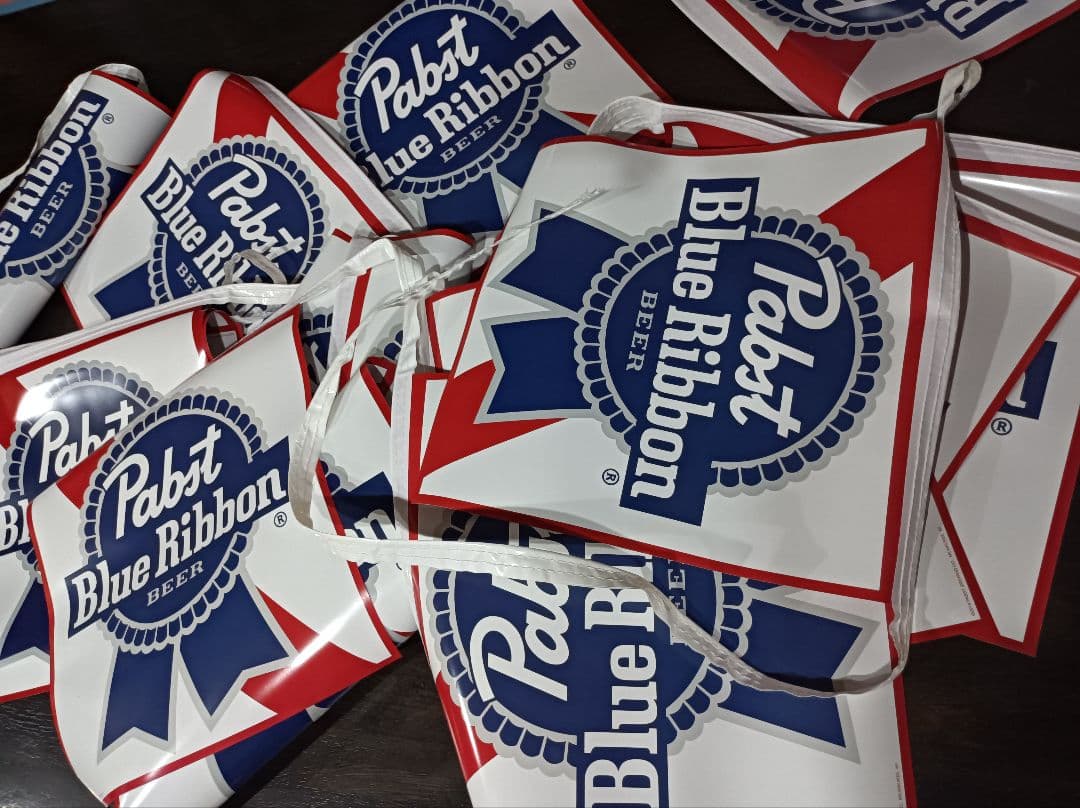 パブストブルーリボン　18連ガーランド