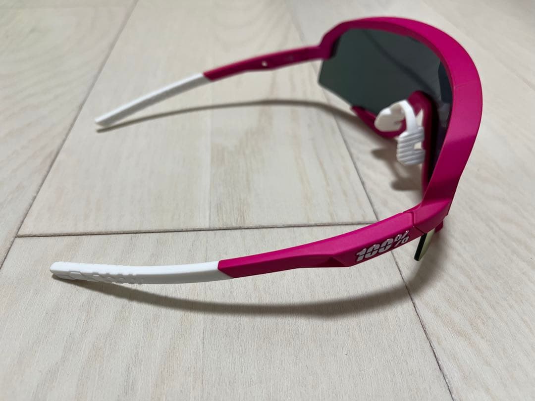 ワンハンドレッド 100％ サングラス