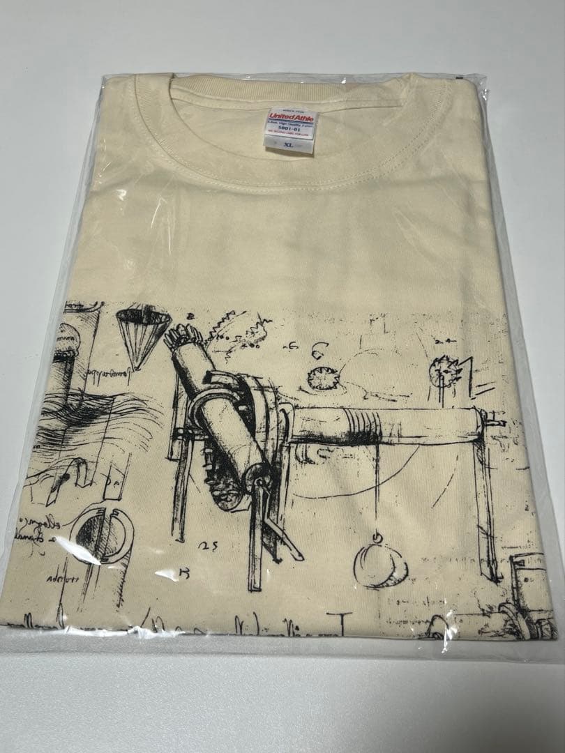 【新品】天空のアトラス ダ・ヴィンチ Tシャツ マグネット 缶バッチ イタリア