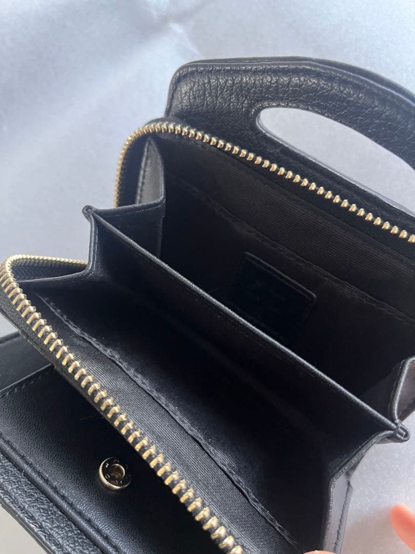 MARY QUANT マリークワント ハンドル付 二つ折り財布 ブラック