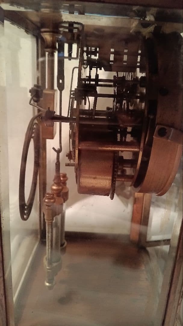 アンティーク ネジ巻式　振り子 置き時計