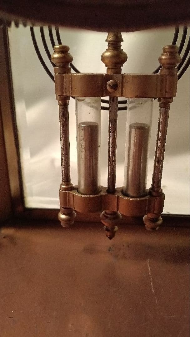 アンティーク ネジ巻式　振り子 置き時計