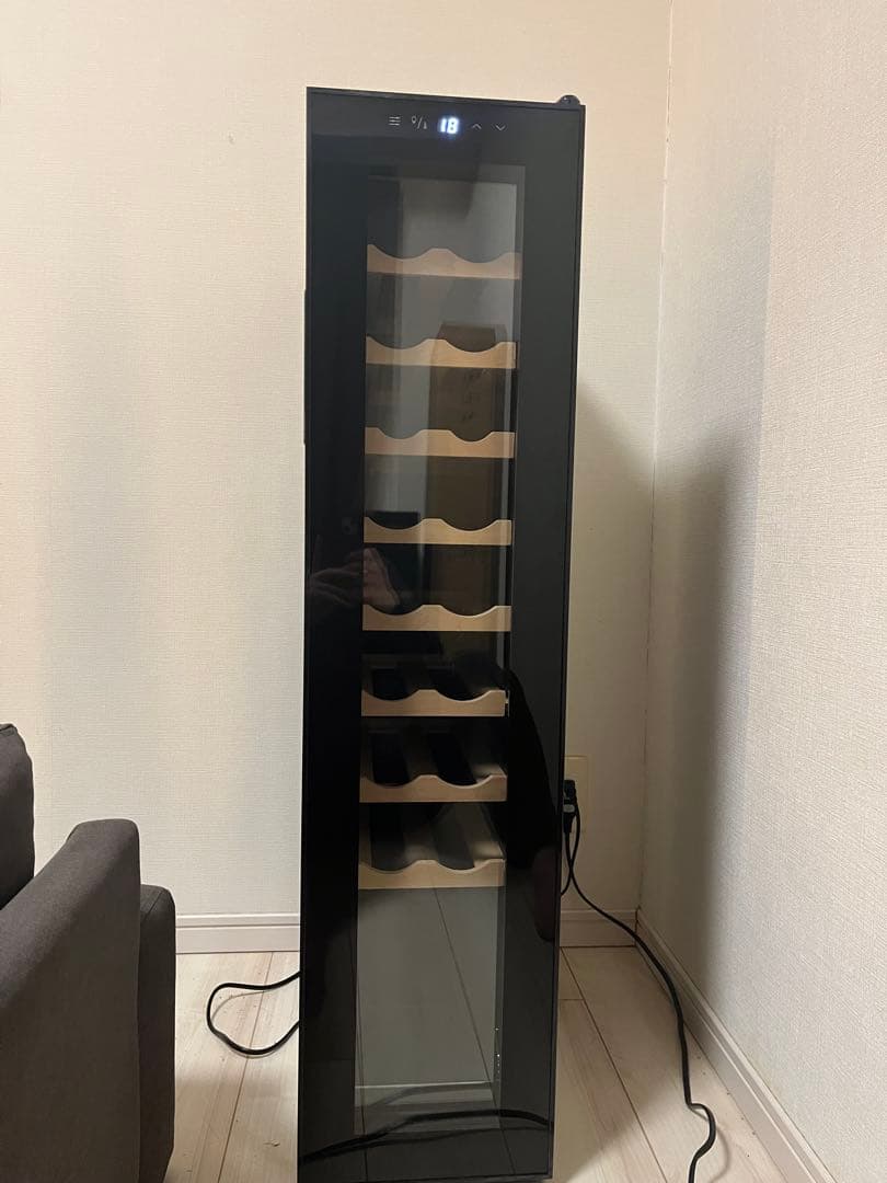 Besson ワインセラー18本収納