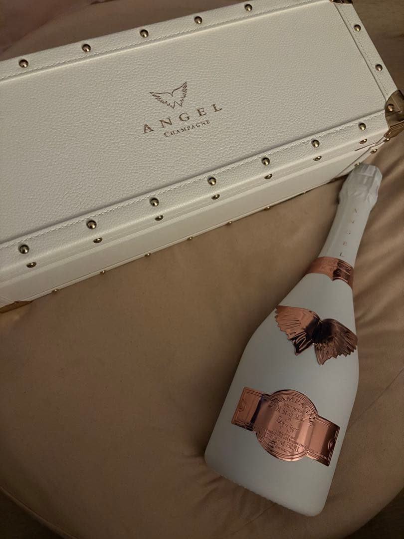 Angel エンジェル　ホワイト　シャンパン　未開封