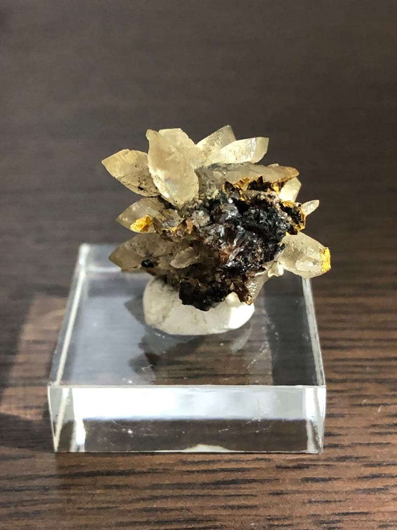 コレクター放出品　ナミビア・ツメブ鉱山産スミソナイト　サムネイル