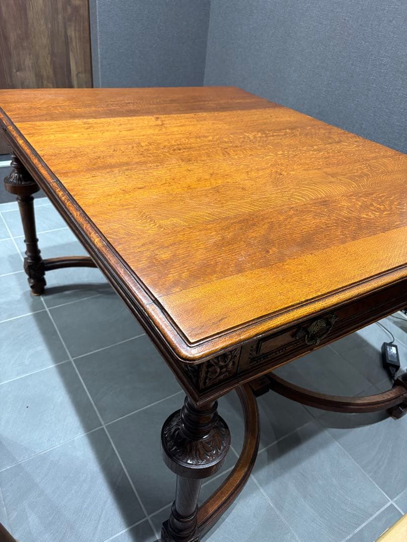 アンティーク　センターテーブル　オーク材テーブル