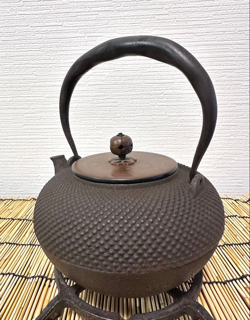 未使用品 南部釜師　龍敏堂造　鍛治打袋鉉 肌文様 斑紫銅蓋 lucia様売約済み