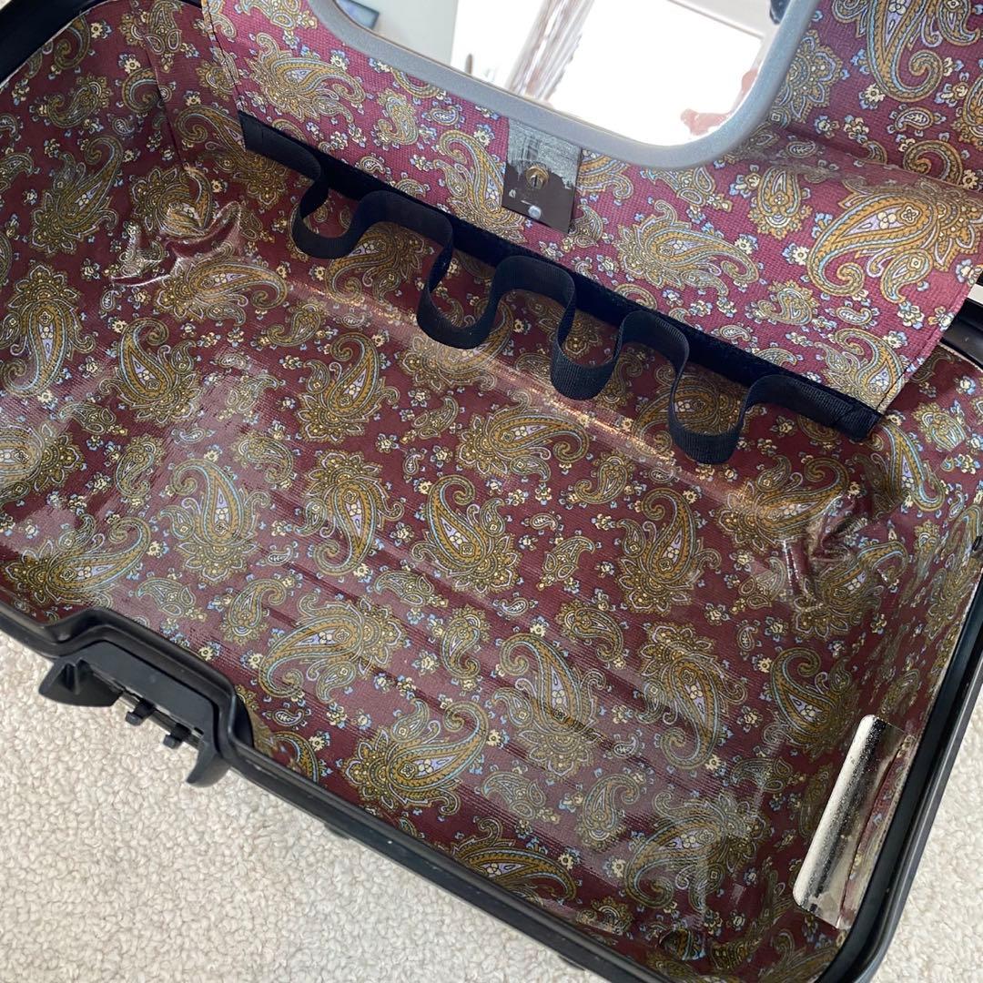 RIMOWA Samba Nova ビューティケース 18L グロスブラック