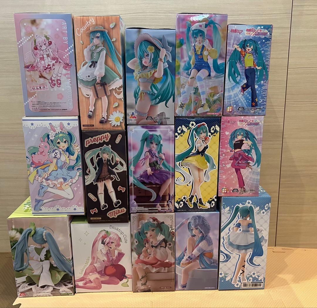 初音ミク　プライズフィギュア　まとめ売り　25点セット