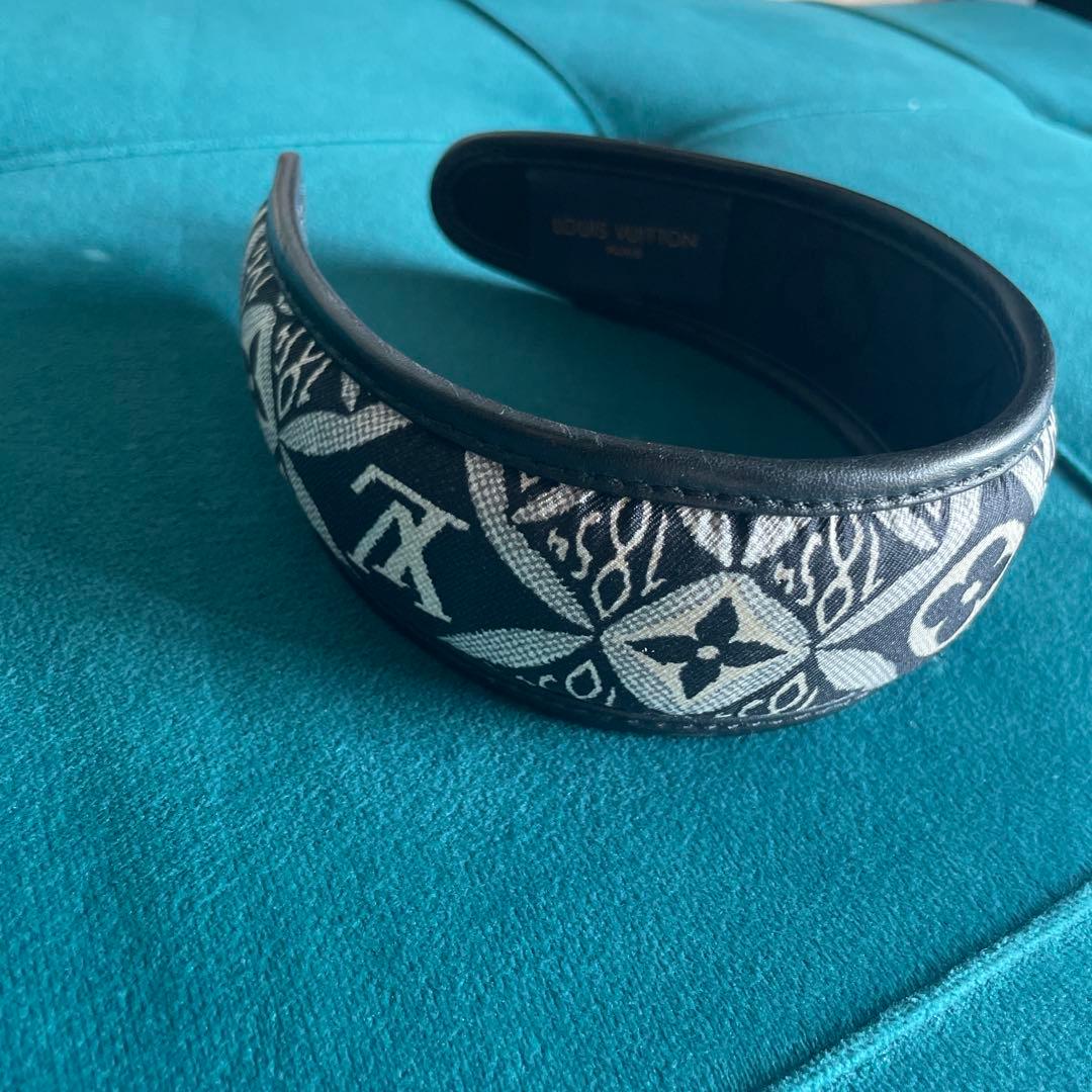 LOUIS VUITTON ルイヴィトン カチューシャ ヘッドバンド