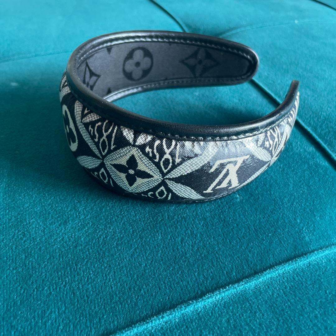 LOUIS VUITTON ルイヴィトン カチューシャ ヘッドバンド