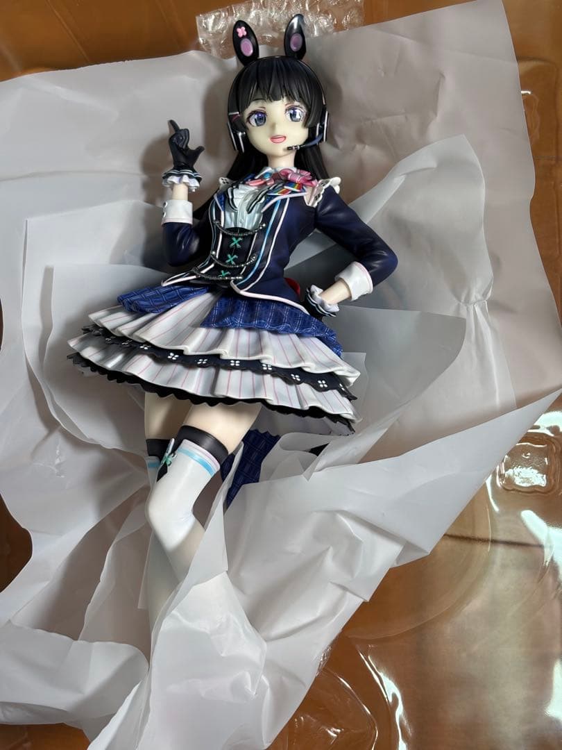 中古　にじさんじ　月ノ美兎　1/7スケールフィギュア デザインココ