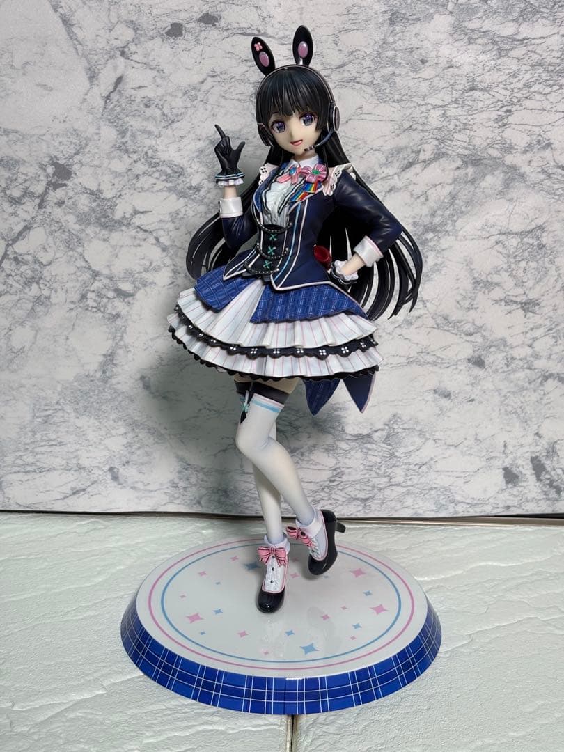 中古　にじさんじ　月ノ美兎　1/7スケールフィギュア デザインココ