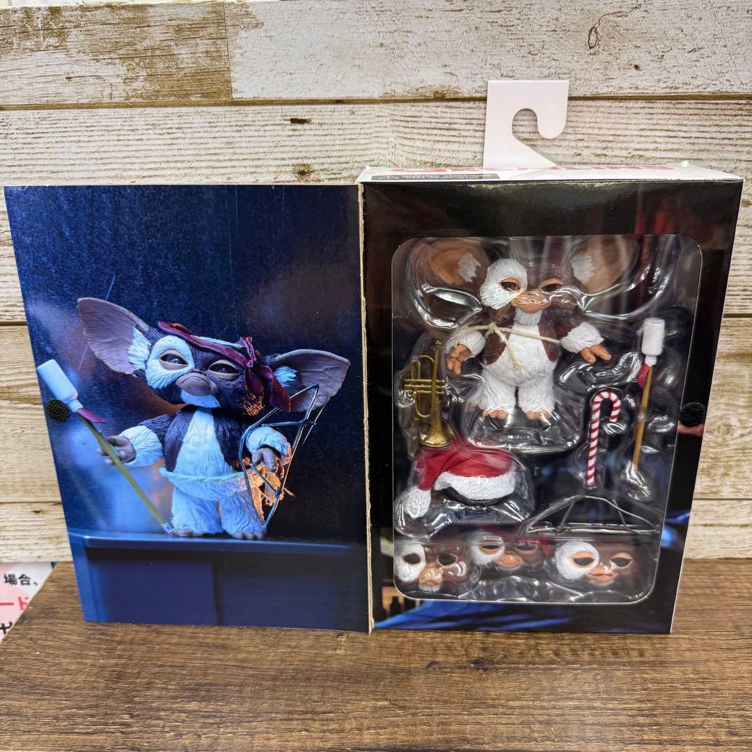 NECA グレムリンフィギュア
