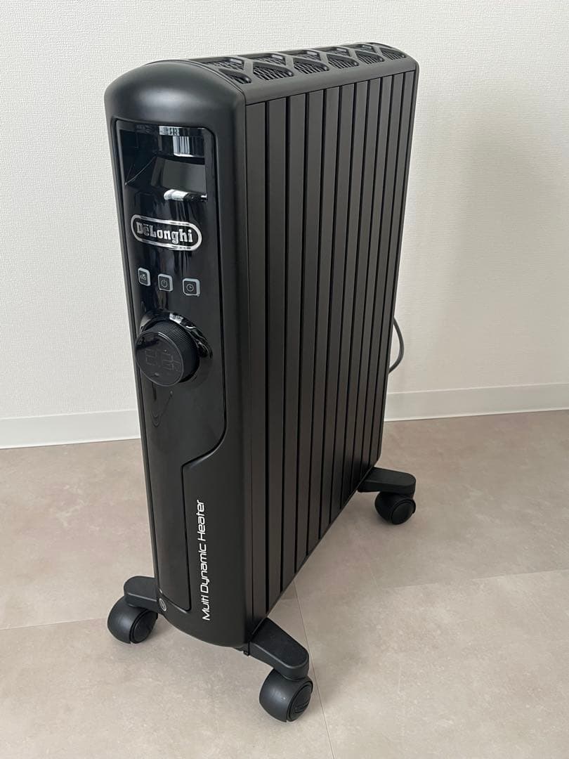 美品　デロンギ　マルチダイナミックヒーター　ピュアブラック　最大13畳