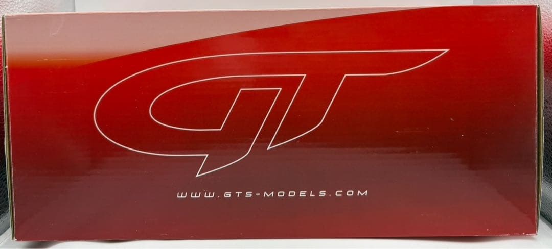 ミニカー Porsche964speedster 1/18 yellow