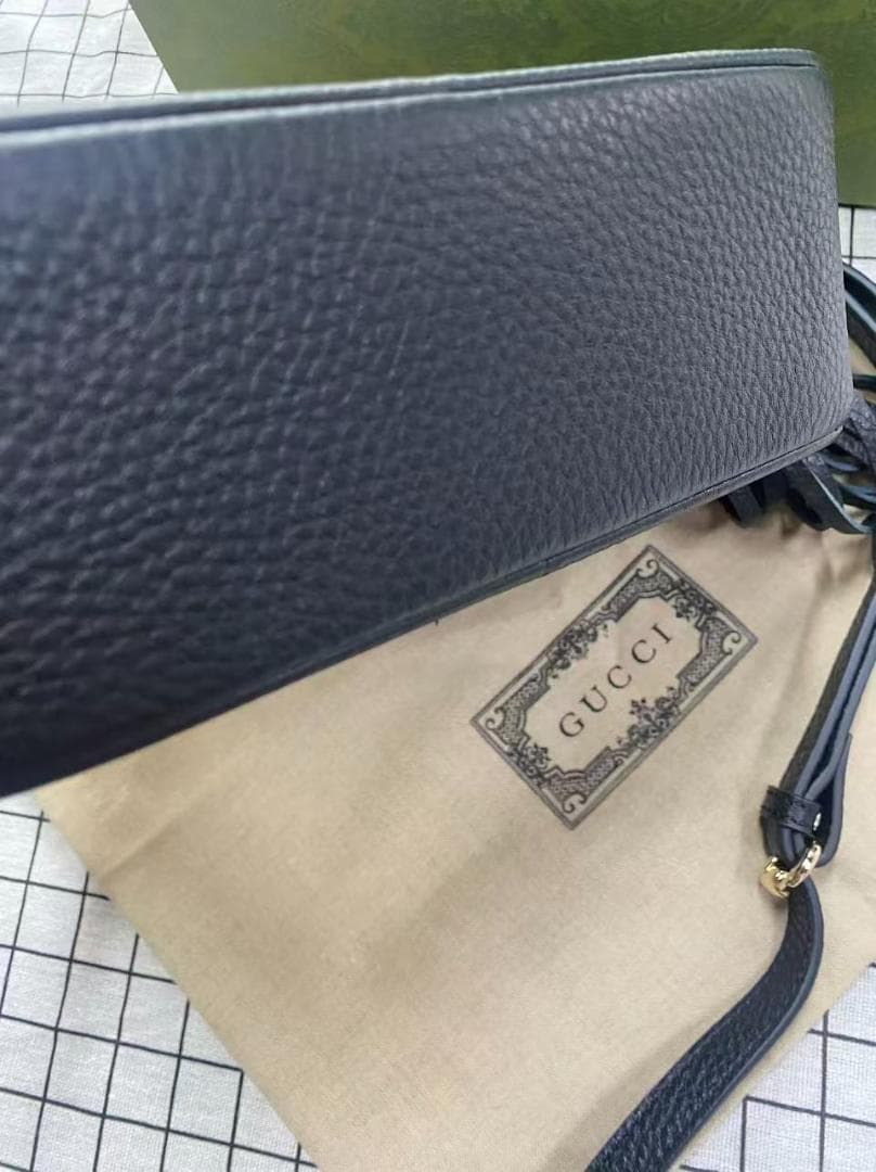 希少✨️ ソーホー レザー スモールディスコ