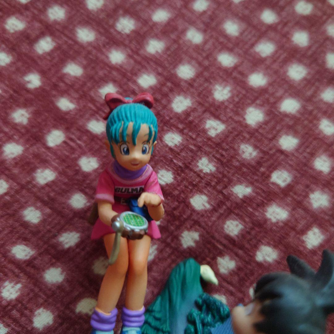 ドラゴンボールカプセル　孫悟空　ブルマ