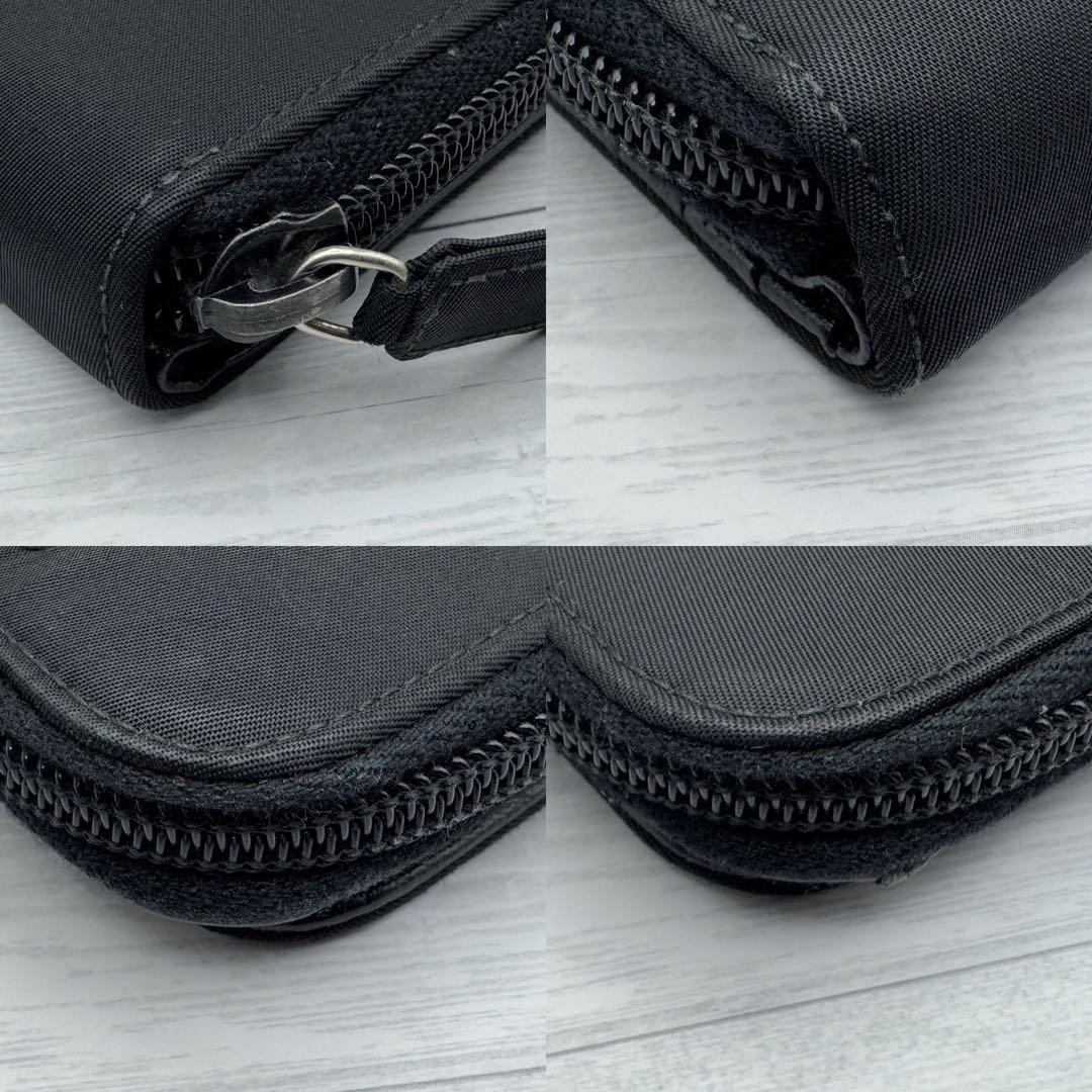 プラダ　二つ折り財布　ラウンドファスナー　三角ロゴ　ナイロン　ブラック