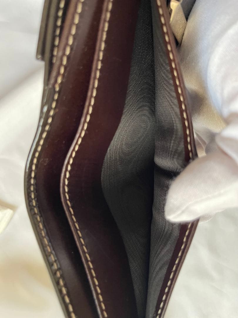 ユニタ★GUCCI GGパターン 二つ折り財布