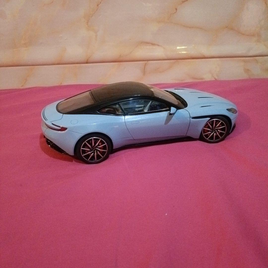 AUTOart 1/18　アストンマーチン DB11 メタリック・ライトブルー